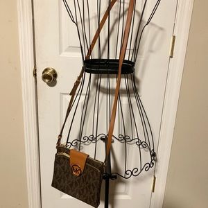 Authentic Michael Kira crossbody